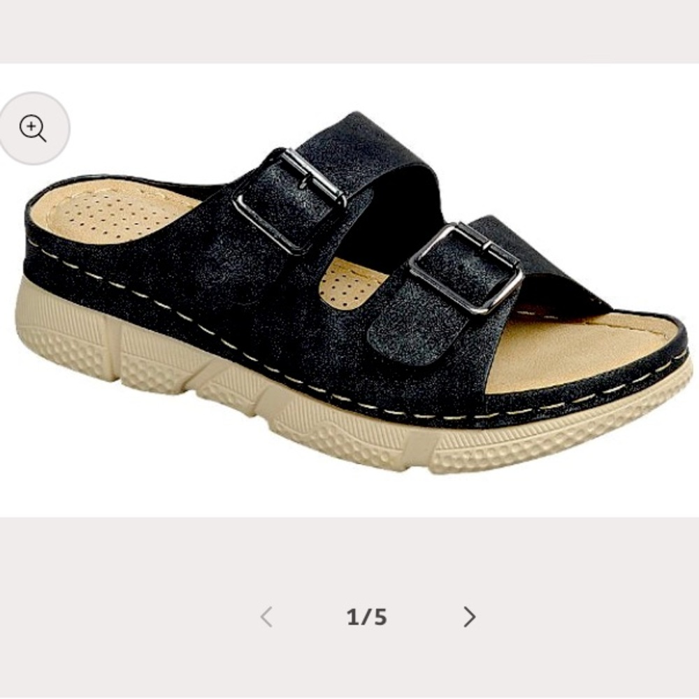 New!! Forever sandals, Size 6